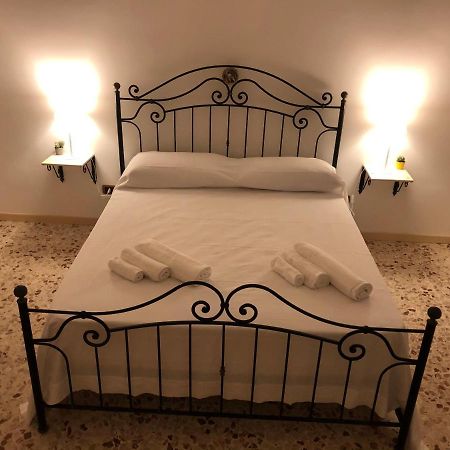 La Casa Di Vincenzo Apartment Syracuse Ngoại thất bức ảnh