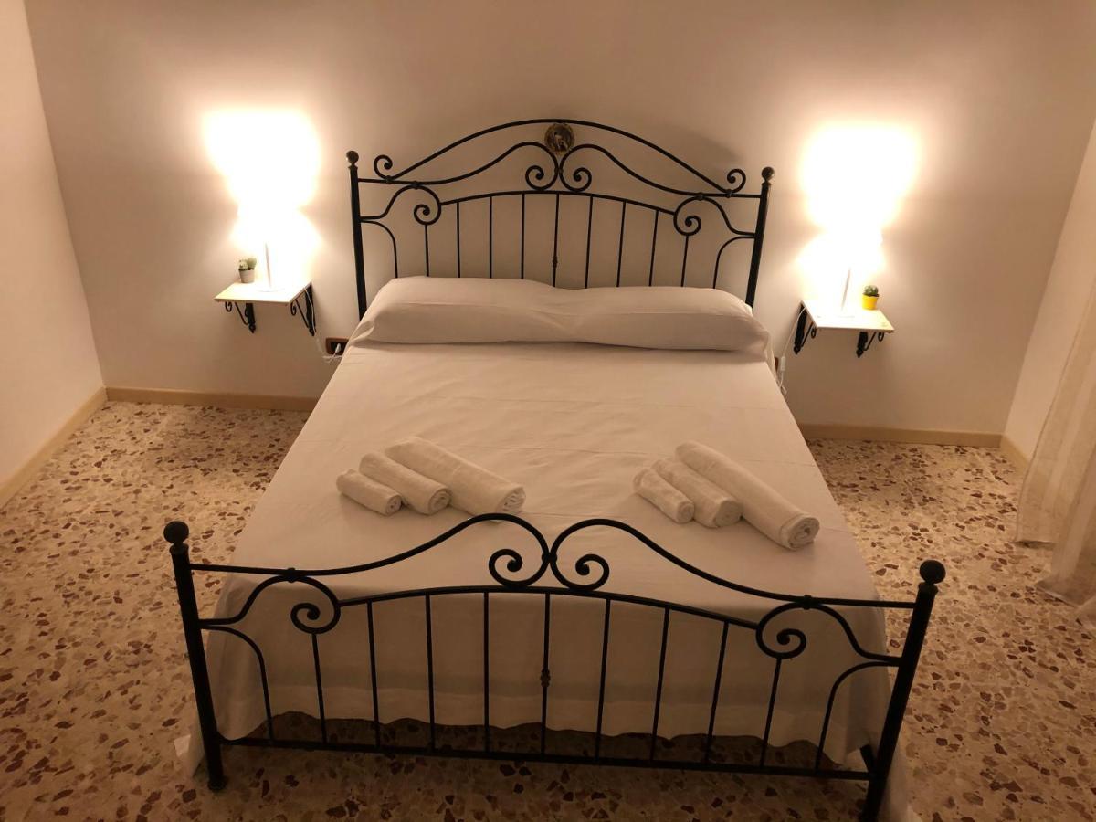 La Casa Di Vincenzo Apartment Syracuse Ngoại thất bức ảnh